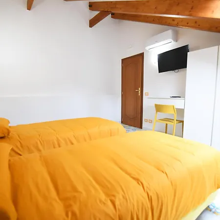 Couette-café Il Bivio Sui Sentieri 4*