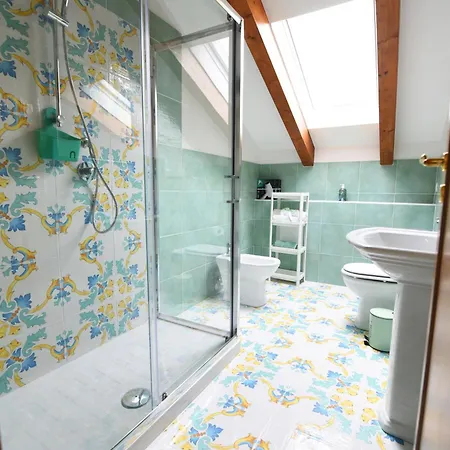 Il Bivio Sui Sentieri Pianillo