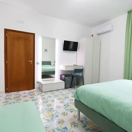 Il Bivio Sui Sentieri 3* Pianillo