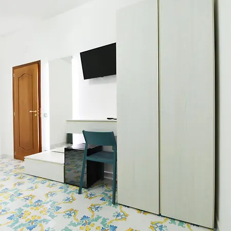 Il Bivio Sui Sentieri