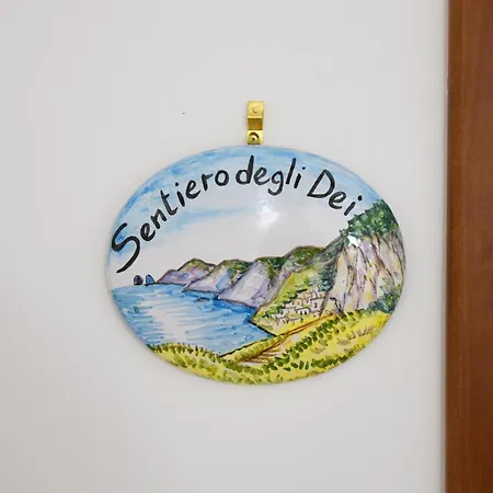 Il Bivio Sui Sentieri 3*